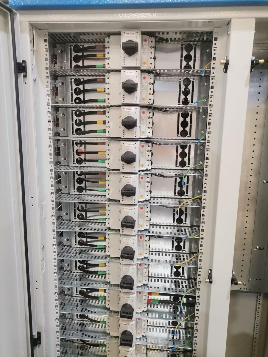 Réalisation ISMI - Armoire de distribution